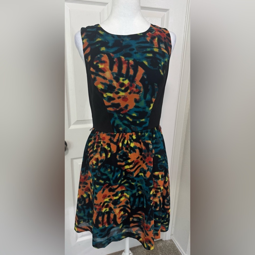 Kensie Fit and Flare Sleeveless Mini Dress Size M